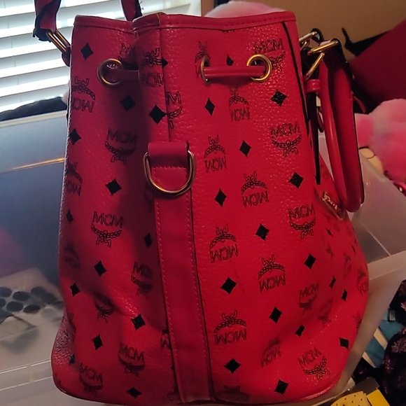 Purse - Picture 2 of 4